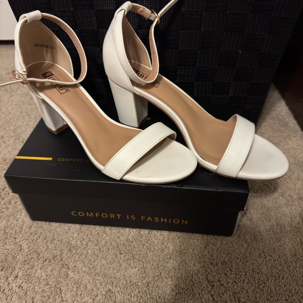 Elegant White Ankle Strap Heels - Picture 1 of 1